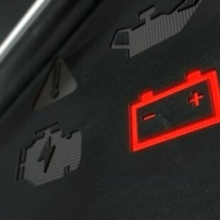 Top 5 des causes qui endommagent une batterie de voiture prématurément