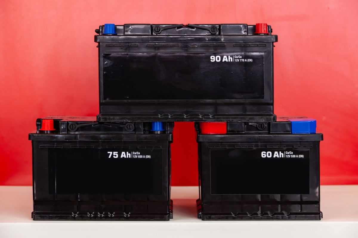 ensemble-batteries-voiture-60-75-90ah