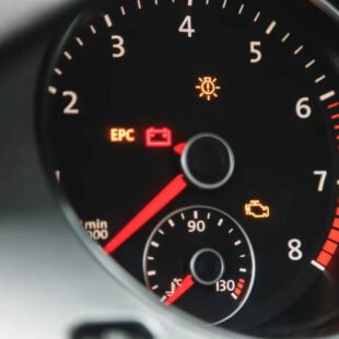 5 vérifications de compatibilité pour remplacer une pompe de direction assistée